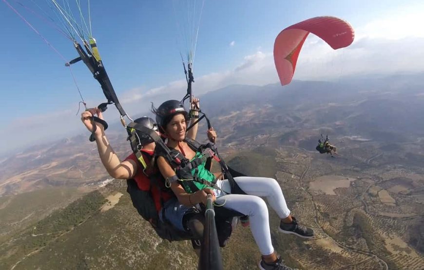 Paragliding at the Kik Plateau